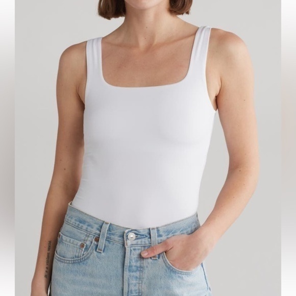 NWOT Good American Good Form Modern Tank Bodysuit in size M (GA size 2) - Picture 1 of 10